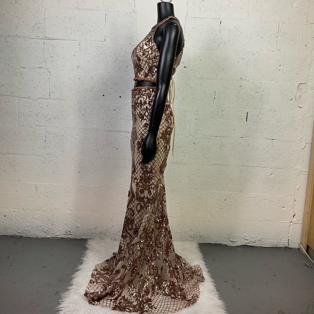 NEW MORILEE  Style# 45038 gold two pieces sequins gown maxi dress 0 - Picture 5 of 13